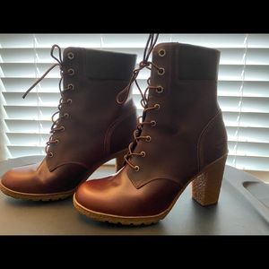 Women’s shoes 9 ½ - 10